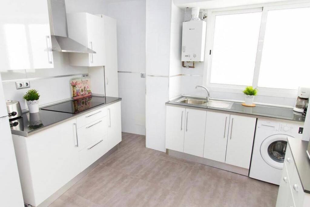 Piso Junto A La Catedral, 4-5 Personas Appartement Málaga Buitenkant foto